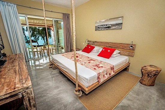 cotton-bay-room