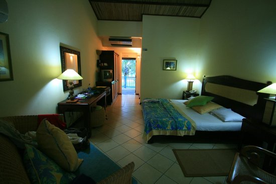 cotton-bay-hotel3