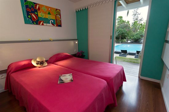 alamanda-hotelroom2
