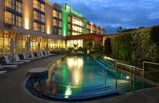 holiday-inn-mauritius1