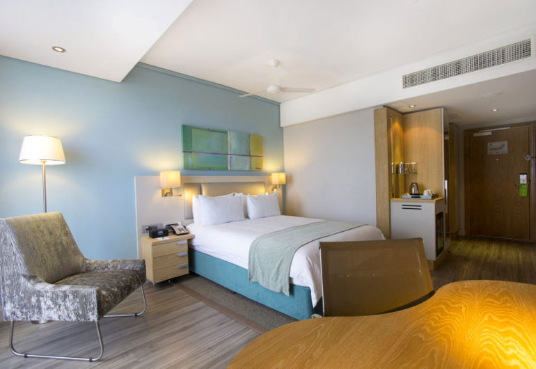 holiday-inn-mauritiusroom