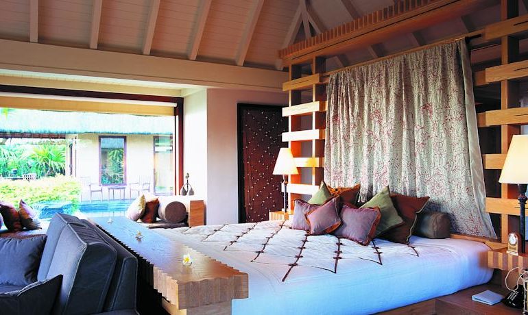 the-oberoi-hotels-resorts-room