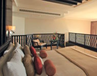 intercontinental-balaclava-4105950002-1x1